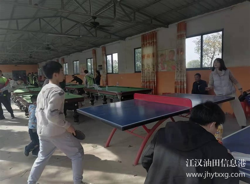 变成高富帅几种必要条件，传说武汉公司周边团建有诀窍