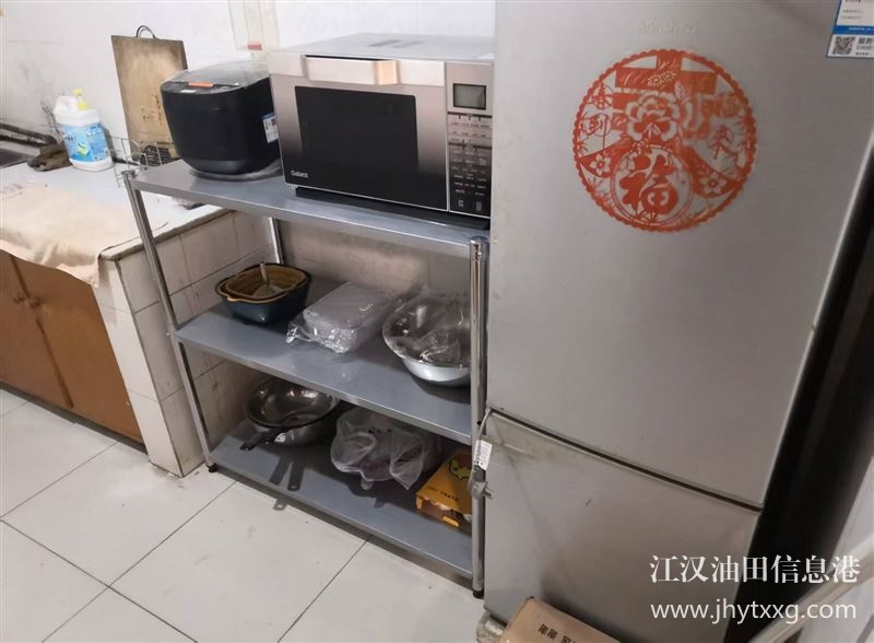 江钻房东直租60平无中介费12月1日可领包入住