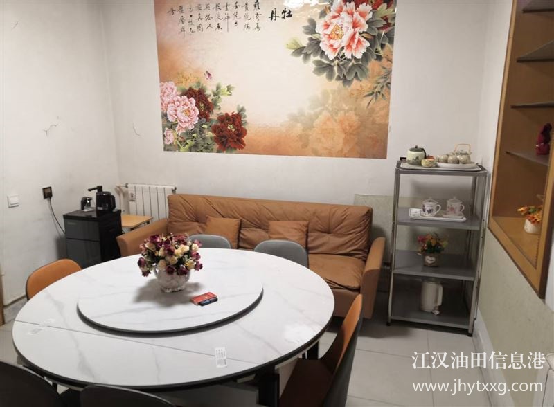 江钻房东直租60平无中介费12月1日可领包入住