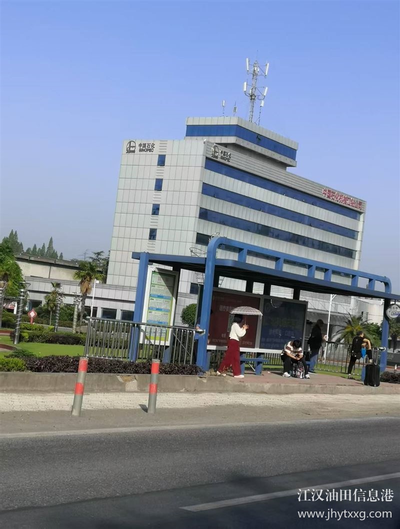 江钻房东直租60平无中介费12月1日可领包入住