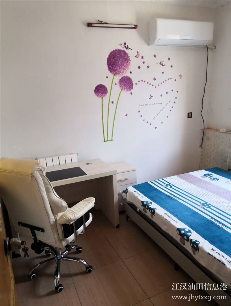 江钻房东直租60平无中介费12月1日可领包入住