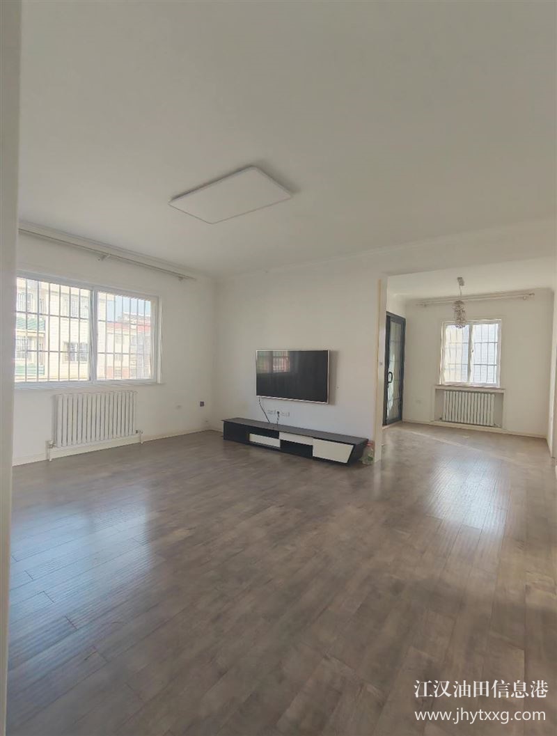 向阳10号地精装急售