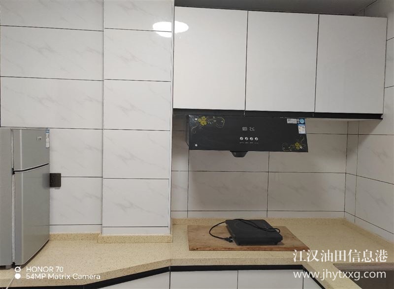 新天地复式精装房出租